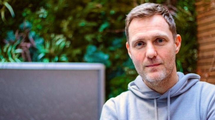 simon squibb net worth​